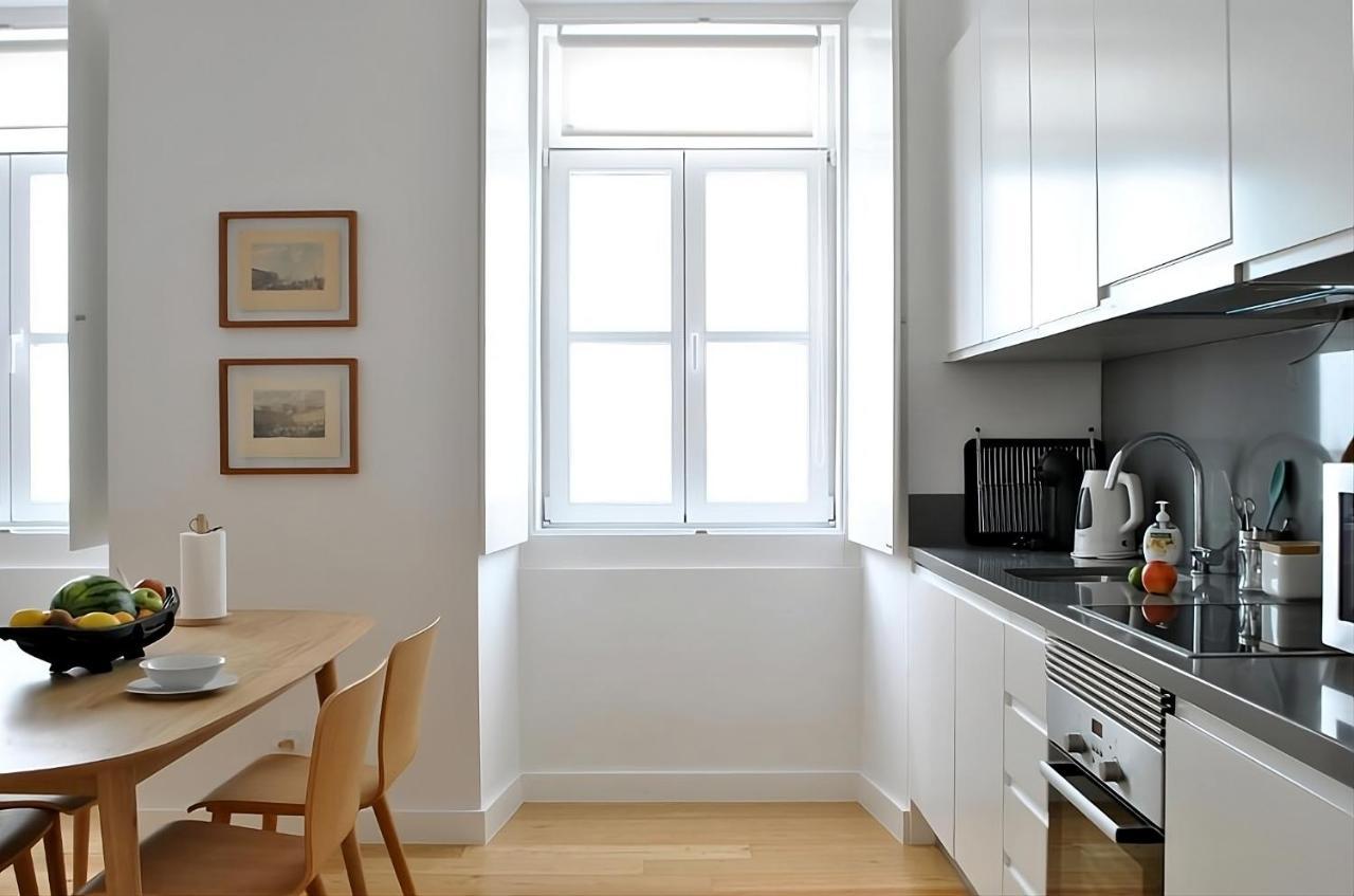 Alfama Prime Apartments By Homing Lisbon Bagian luar foto