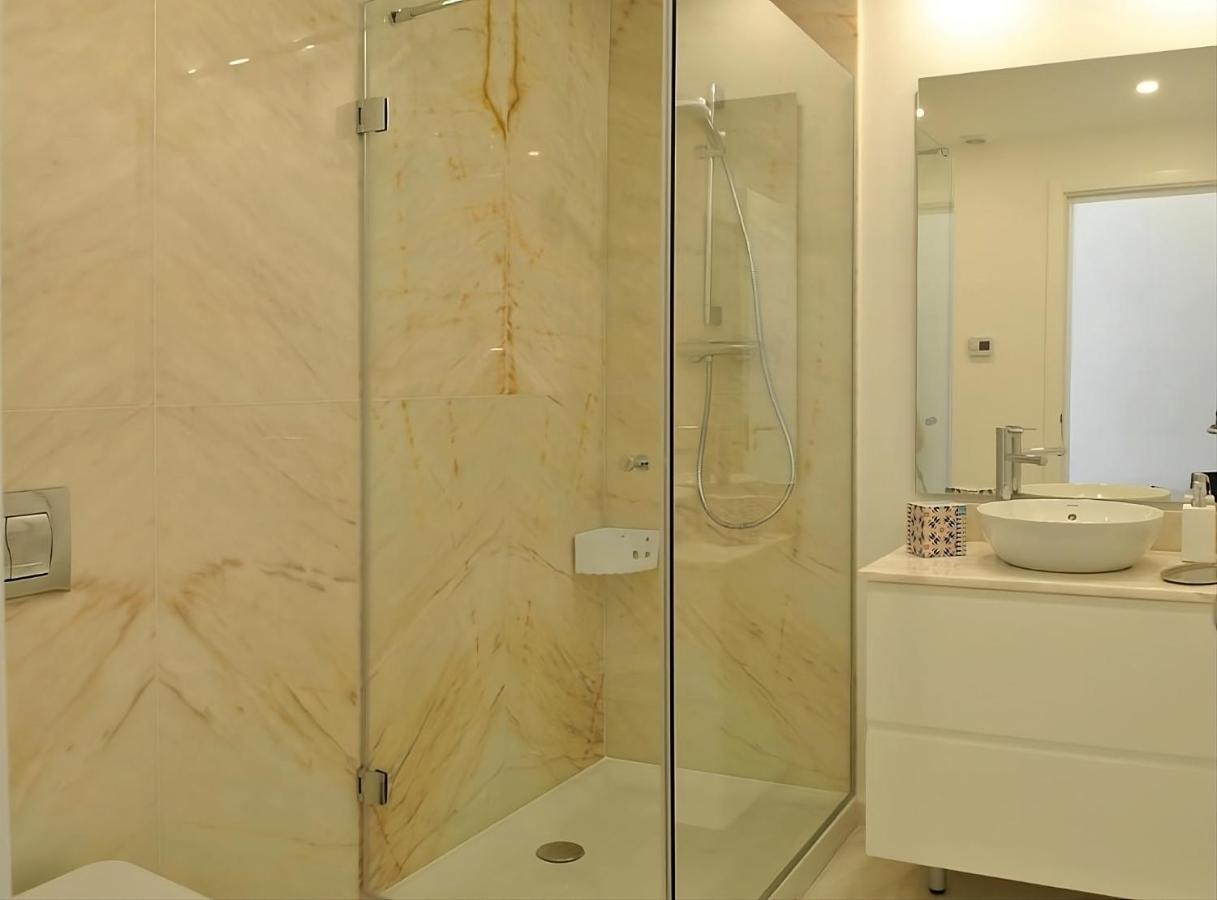 Alfama Prime Apartments By Homing Lisbon Bagian luar foto